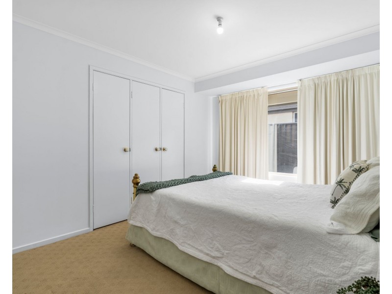 29 Angelica Street, Elanora QLD 4221