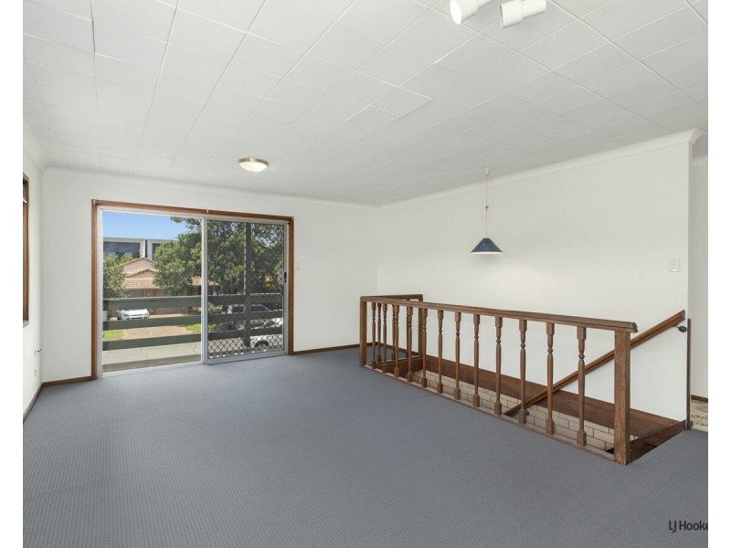 1/15 Walker Avenue, Palm Beach QLD 4221