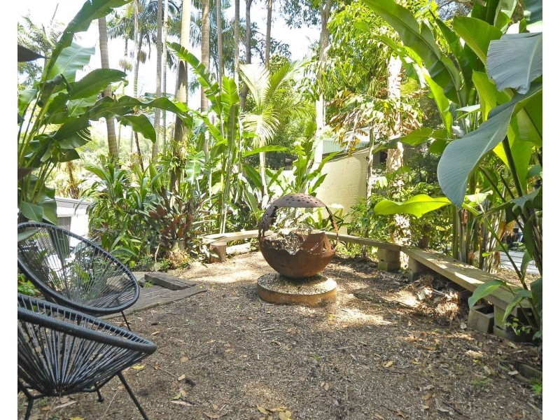 25 Esperance Close, Elanora QLD 4221
