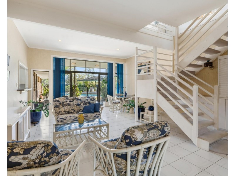 38 Southern Cross Drive, Surfers Paradise QLD 4217