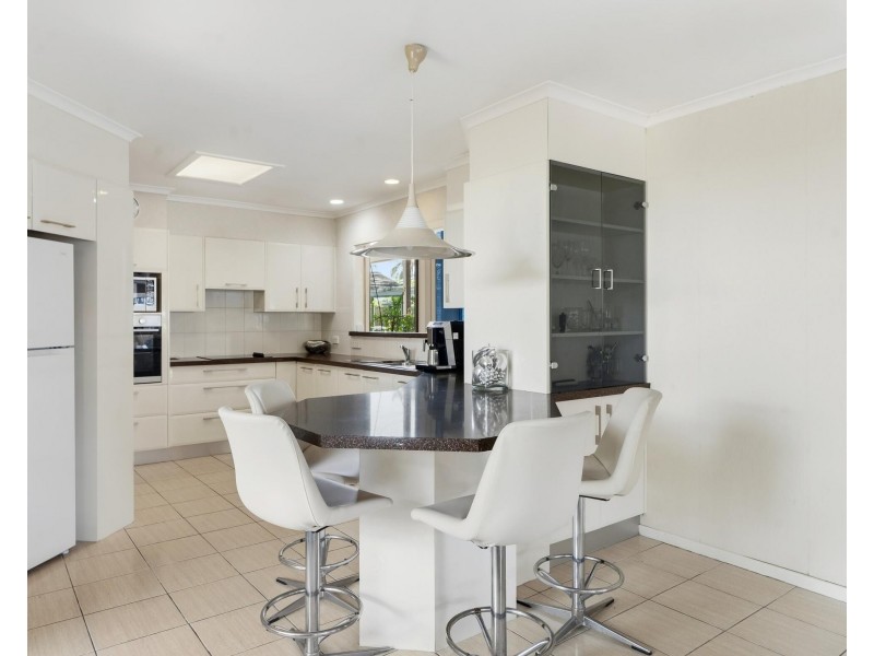 38 Southern Cross Drive, Surfers Paradise QLD 4217