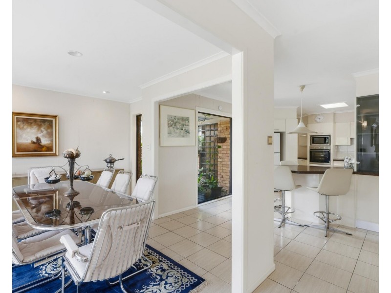 38 Southern Cross Drive, Surfers Paradise QLD 4217