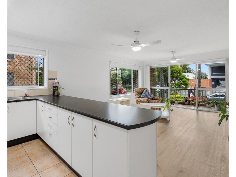 1/9 Twenty Eighth Avenue, Palm Beach QLD 4221