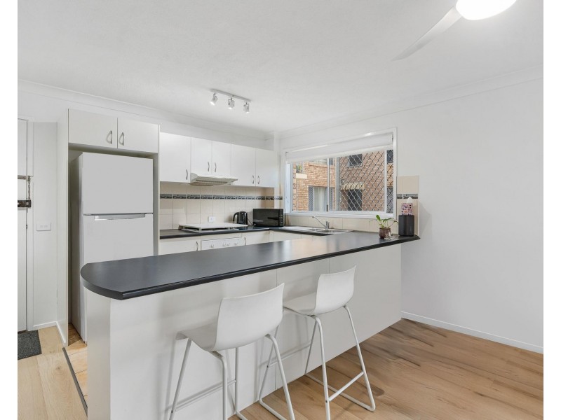 1/9 Twenty Eighth Avenue, Palm Beach QLD 4221
