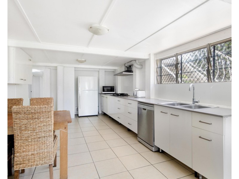 236 Nerang Street, Southport QLD 4215