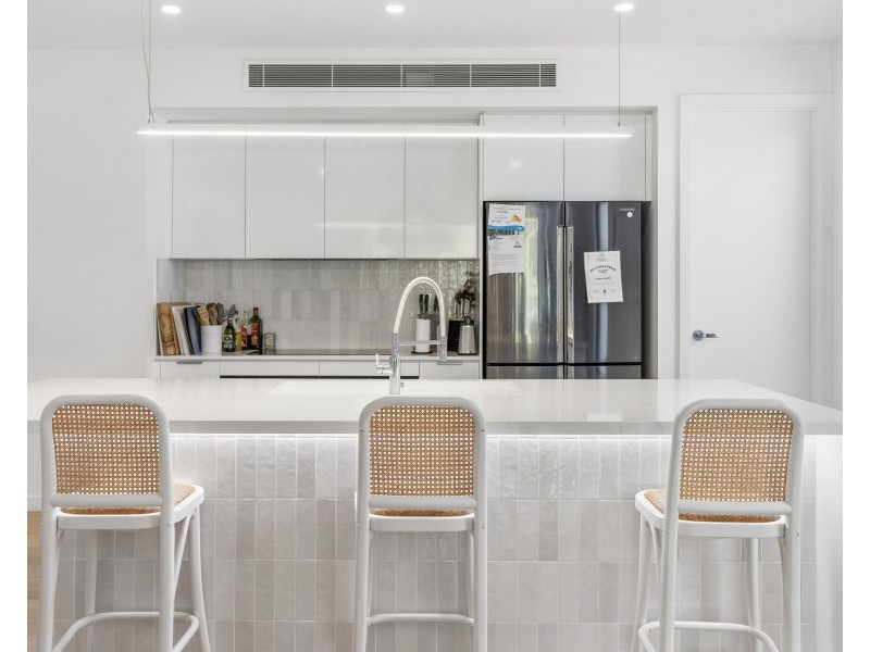 22 Tawarri Crescent, Burleigh Heads QLD 4220