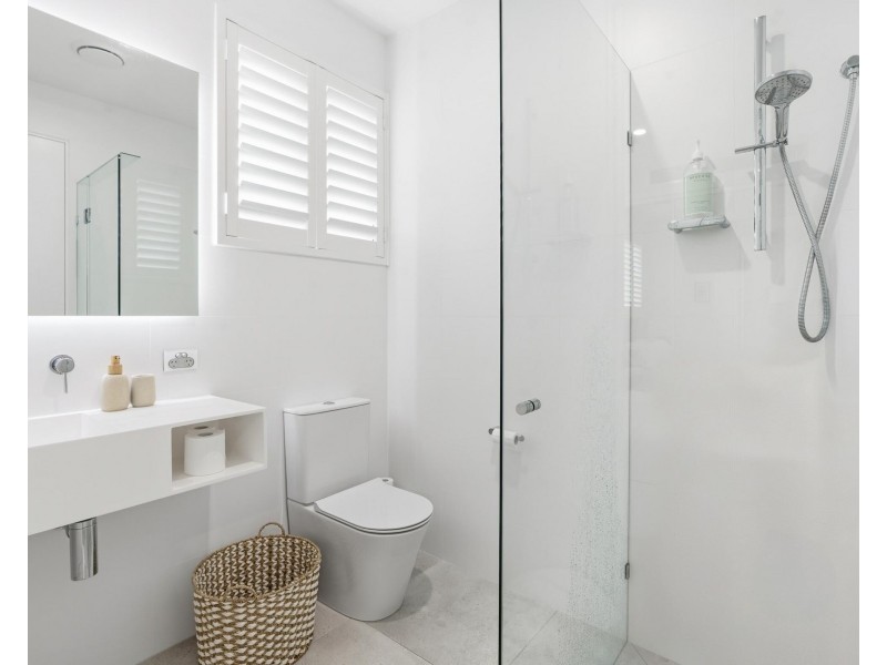 22 Tawarri Crescent, Burleigh Heads QLD 4220