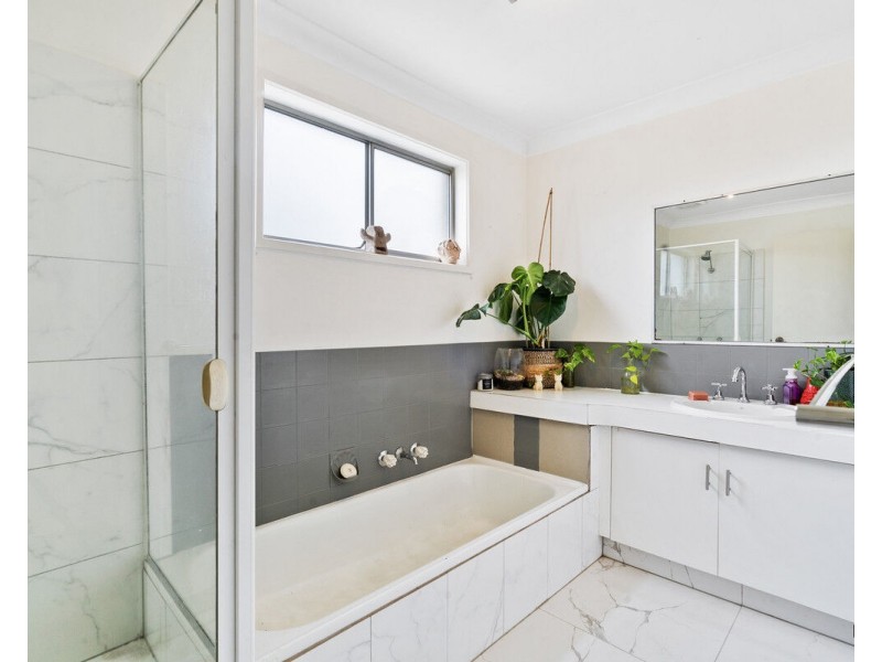 6 Flinders Avenue, Molendinar QLD 4214