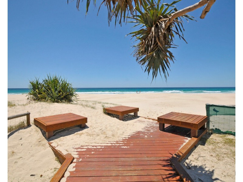 2/24 Woodgee Street, Currumbin QLD 4223