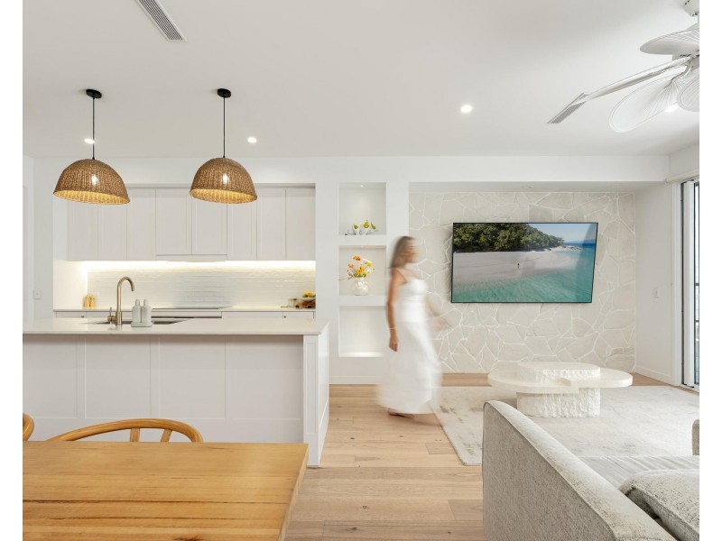 4/11 Appel Street, Coolangatta QLD 4225