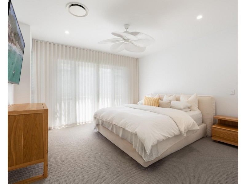 4/11 Appel Street, Coolangatta QLD 4225