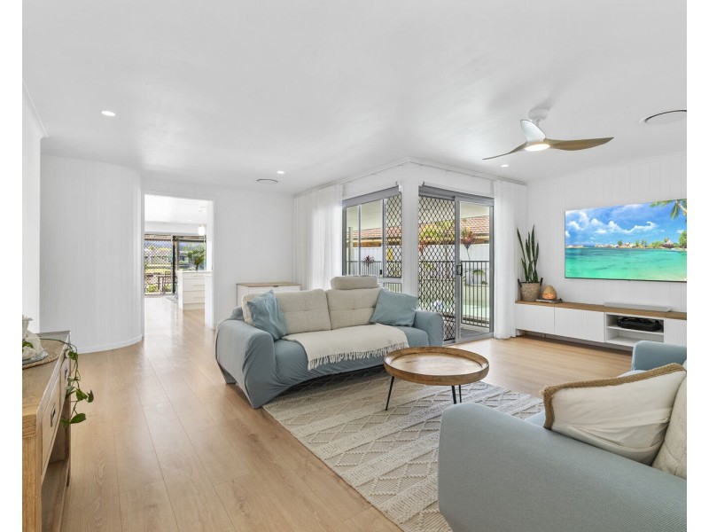 155 Currumbin Creek Road, Currumbin Waters QLD 4223