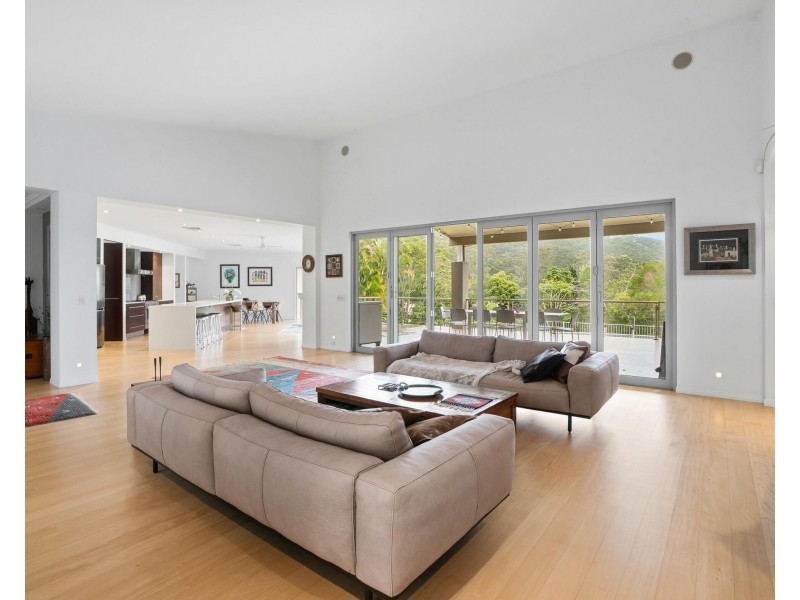 2 Joyce Court, Tallebudgera QLD 4228