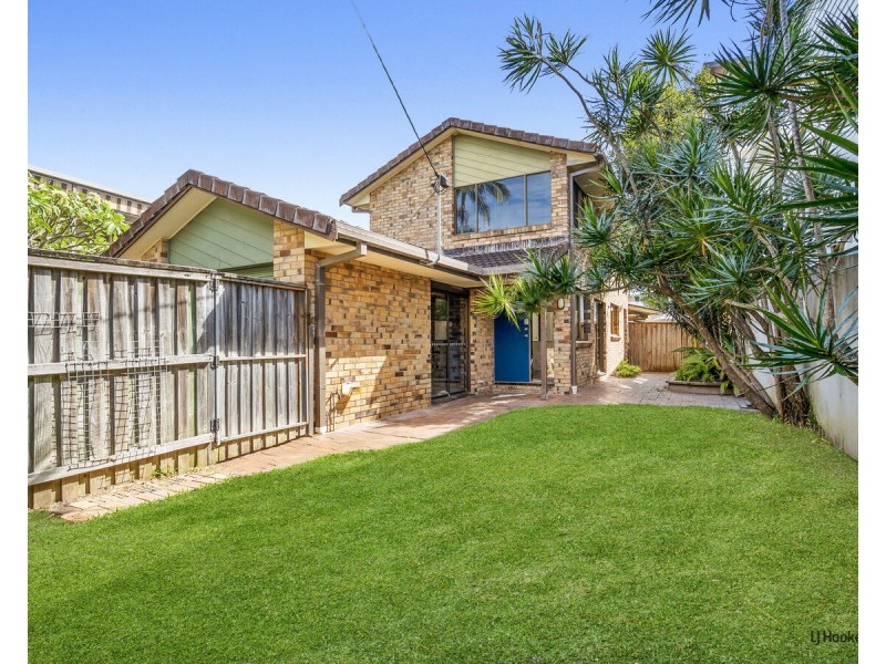 1/34 Jefferson Lane, Palm Beach QLD 4221