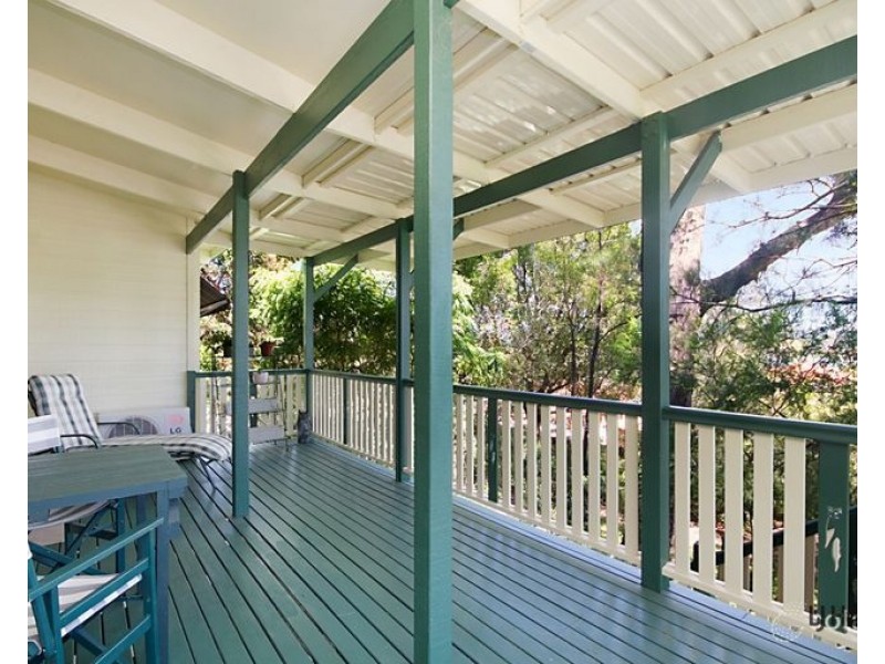 38 Currant Street, Elanora QLD 4221