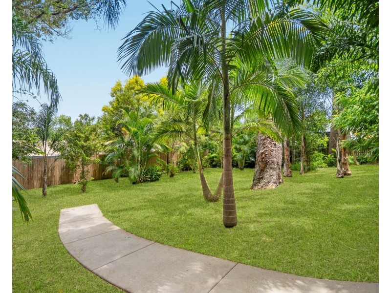 38 Currant Street, Elanora QLD 4221