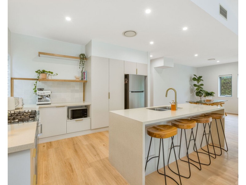 1/3 Winders Avenue, Tugun QLD 4224
