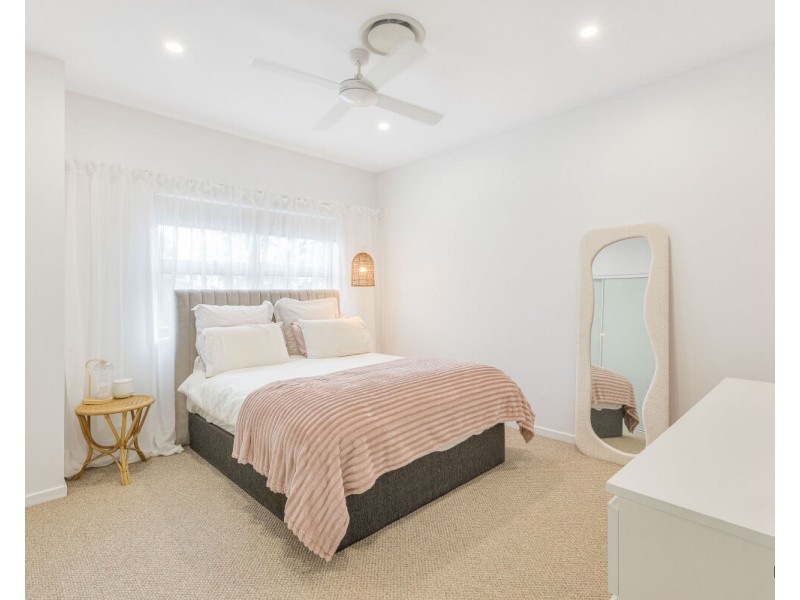 1/3 Winders Avenue, Tugun QLD 4224