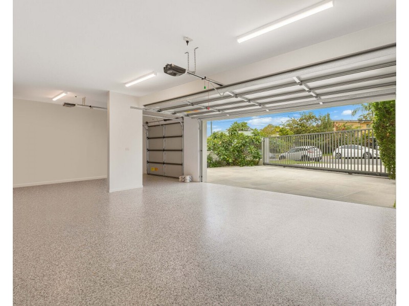 1/3 Winders Avenue, Tugun QLD 4224