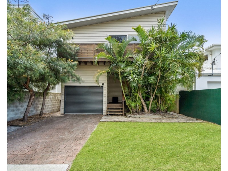 27 Twenty Third Avenue, Palm Beach QLD 4221