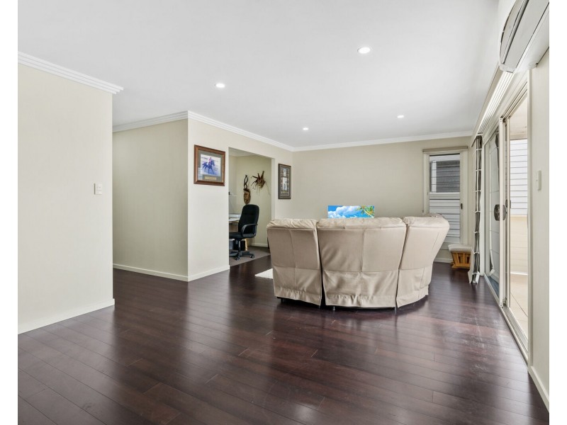 27 Twenty Third Avenue, Palm Beach QLD 4221