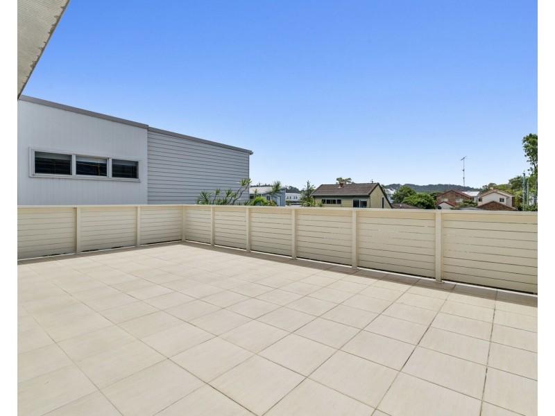 27 Twenty Third Avenue, Palm Beach QLD 4221