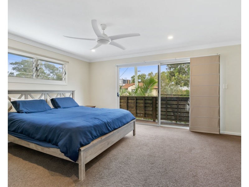 27 Twenty Third Avenue, Palm Beach QLD 4221