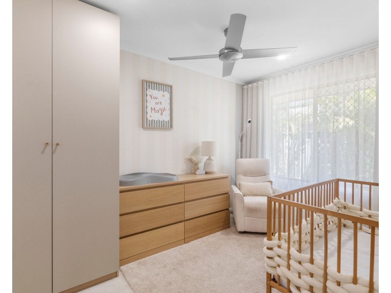 253 Nineteenth Avenue, Elanora QLD 4221