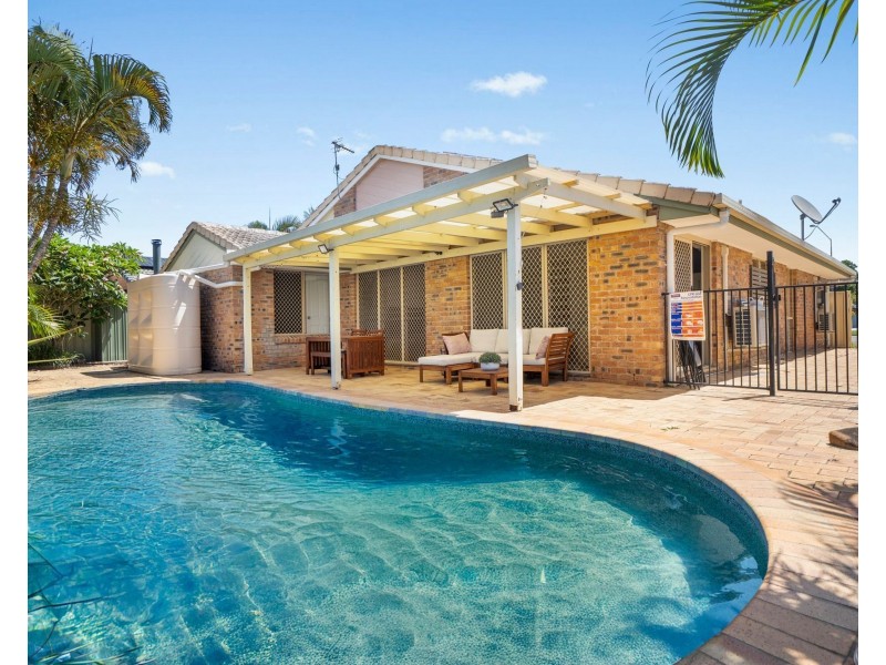 253 Nineteenth Avenue, Elanora QLD 4221