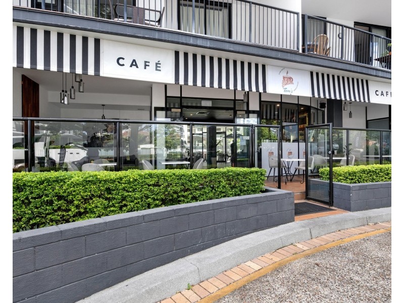 609/30-34 Surf Parade, Broadbeach QLD 4218