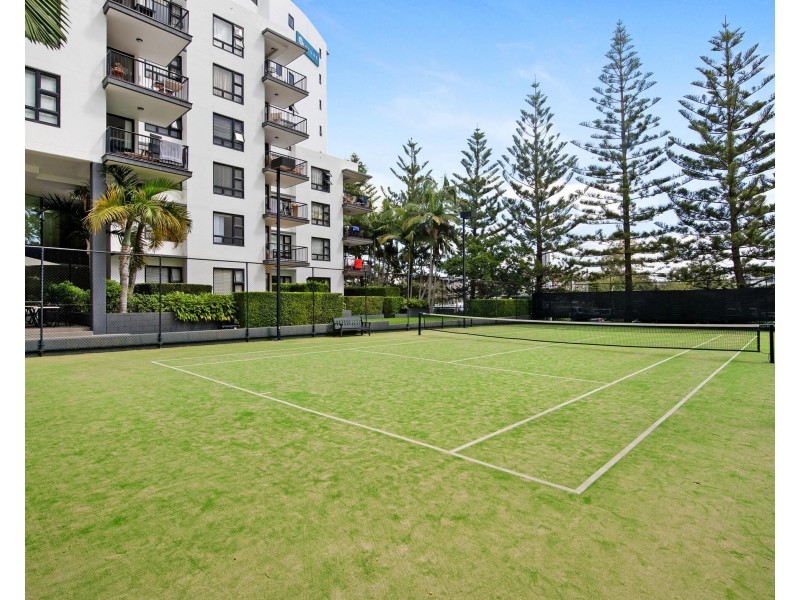 609/30-34 Surf Parade, Broadbeach QLD 4218