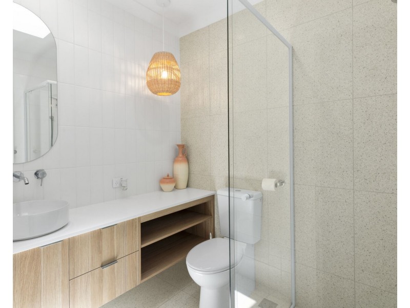 1/28 Fourth Avenue, Palm Beach QLD 4221