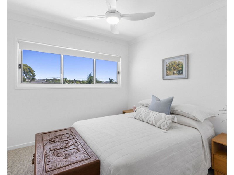 1/28 Fourth Avenue, Palm Beach QLD 4221