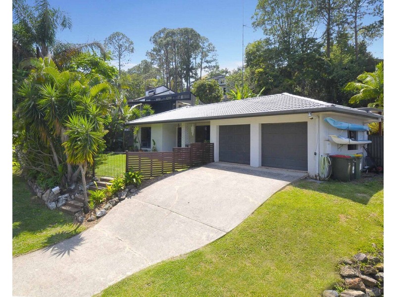 17 Esperance Close, Elanora QLD 4221