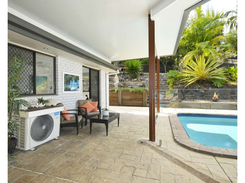 17 Esperance Close, Elanora QLD 4221