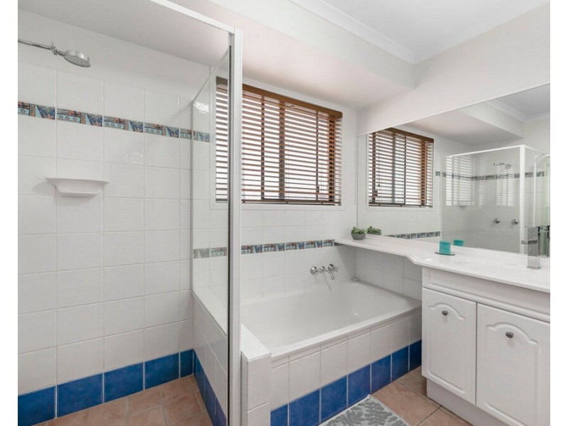 12 Breakwater Road, Robina QLD 4226