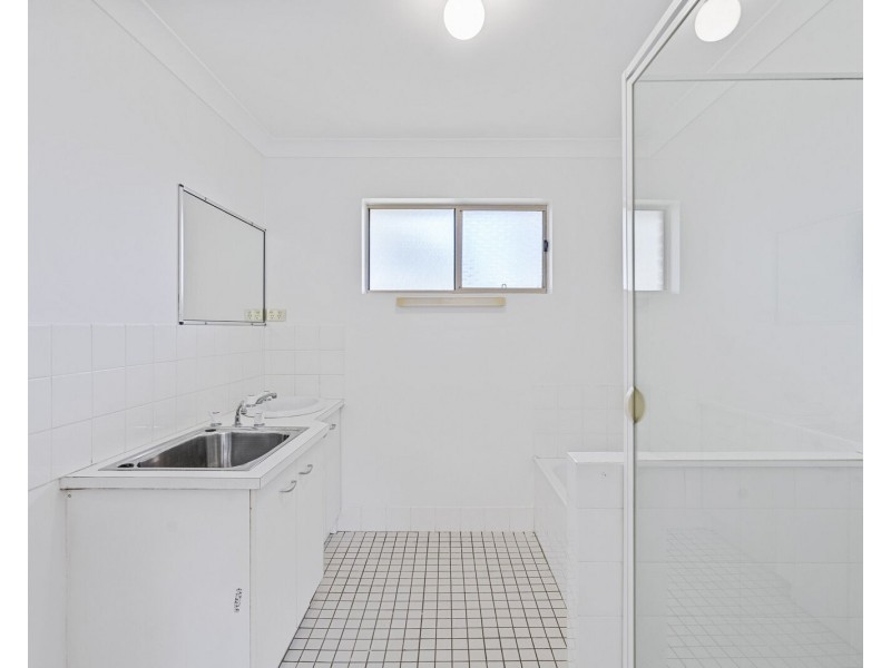 3/6 Clancy Court, Tugun QLD 4224
