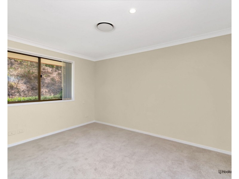 18 Bronzewing Close, Elanora QLD 4221