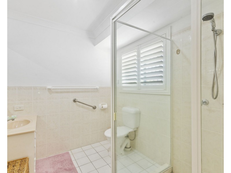 20 Casuarina Drive, Elanora QLD 4221