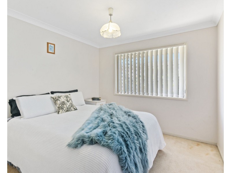 20 Casuarina Drive, Elanora QLD 4221
