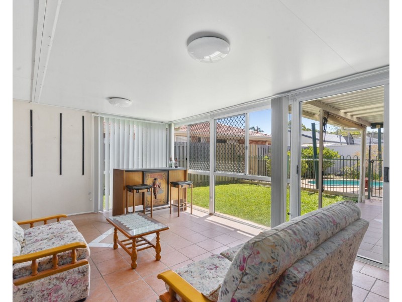 20 Casuarina Drive, Elanora QLD 4221