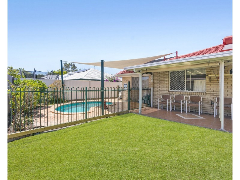 20 Casuarina Drive, Elanora QLD 4221