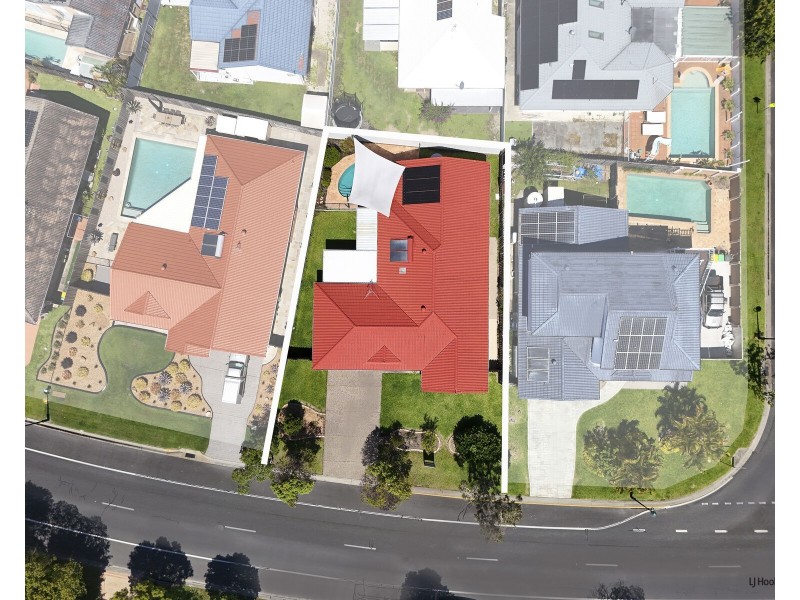 20 Casuarina Drive, Elanora QLD 4221