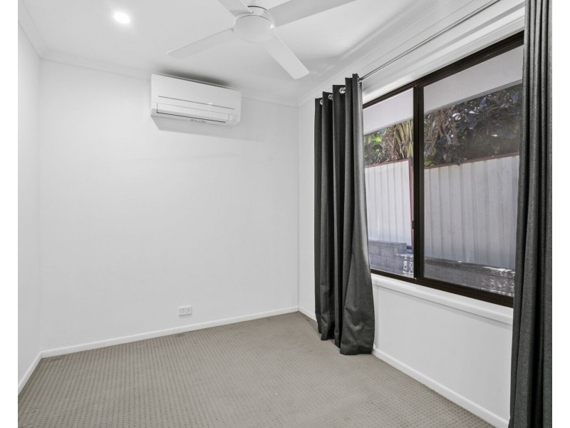 6 Wickepin Court, Elanora QLD 4221