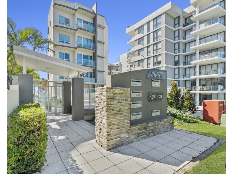 2/129-131 Musgrave Street, Coolangatta QLD 4225
