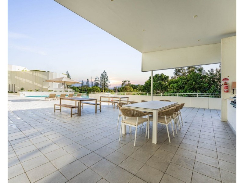 209/2 Creek Street, Coolangatta QLD 4225