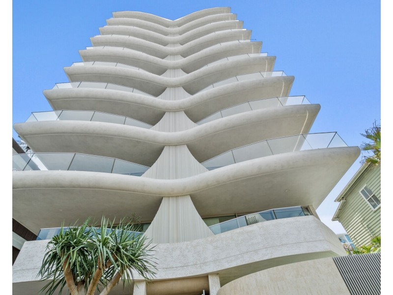 17/152 Jefferson Lane, Palm Beach QLD 4221