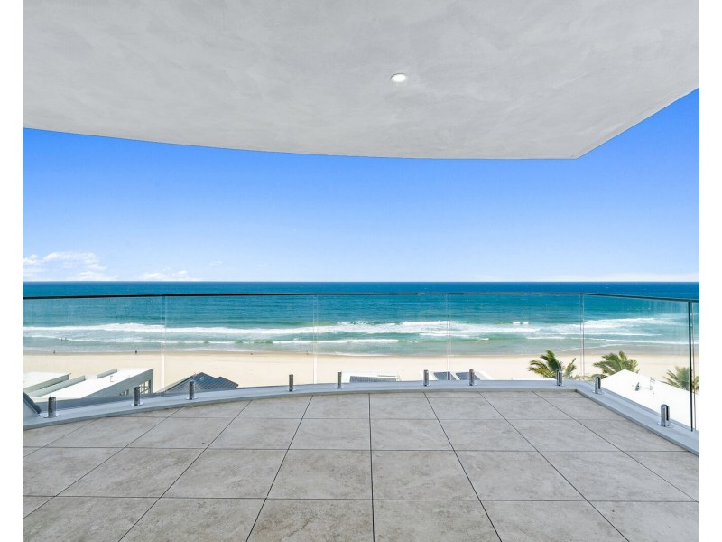 17/152 Jefferson Lane, Palm Beach QLD 4221