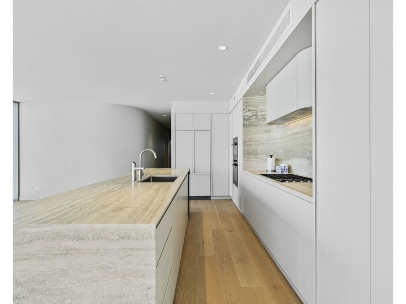 17/152 Jefferson Lane, Palm Beach QLD 4221