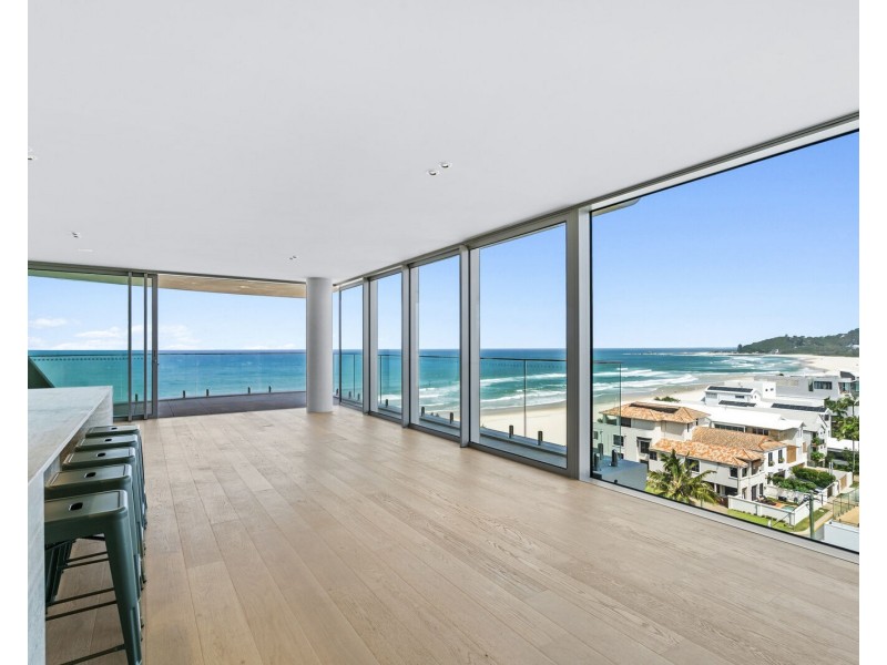 17/152 Jefferson Lane, Palm Beach QLD 4221